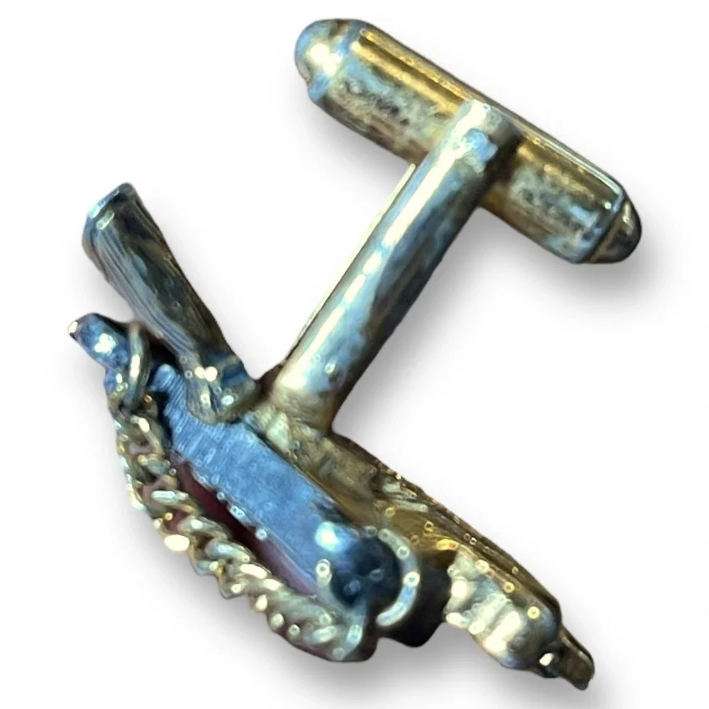 Shields Vintage Gold and Silver Tone Metallic Crossbow & Quiver Signed Cufflinks - Picture 5 of 5